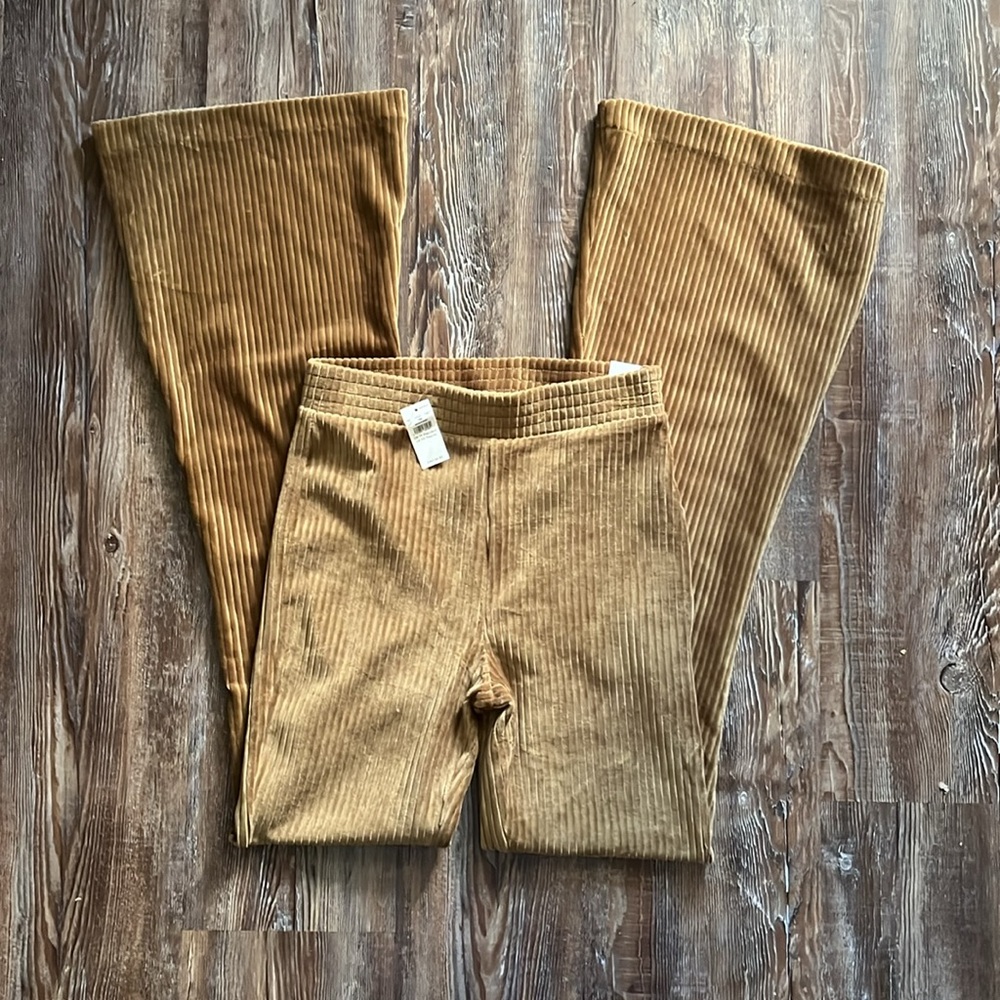 Aerie Groove-On Velour High Waisted Flare Lounge Comfy Pants - Picture 4 of 5
